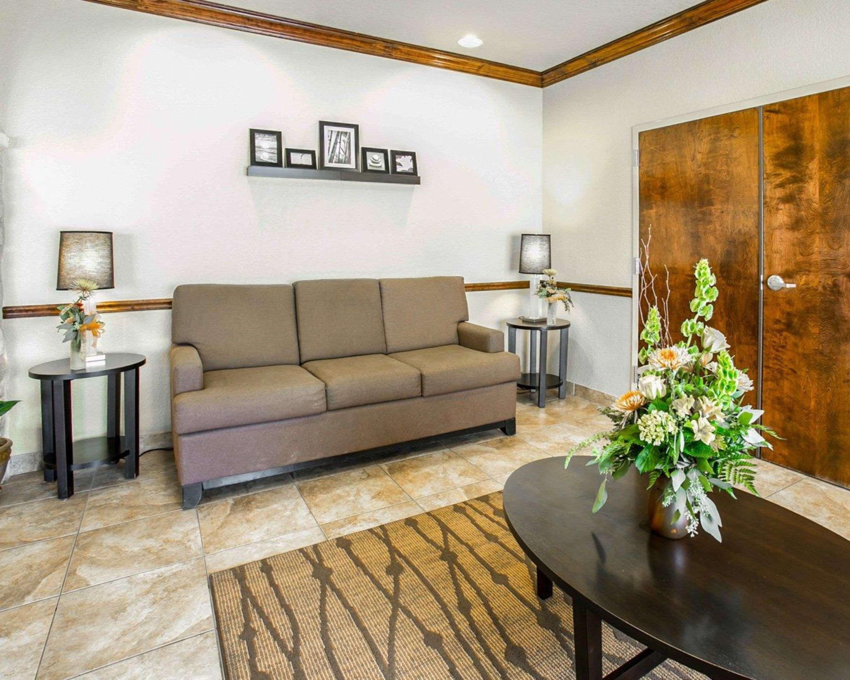 Sleep Inn & Suites Gonzales Near Palmetto State Park Extérieur photo